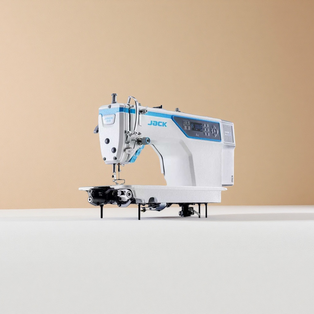 Computerized flat sewing machine, household multi-functional sewing machine, automatic threading and cutting
