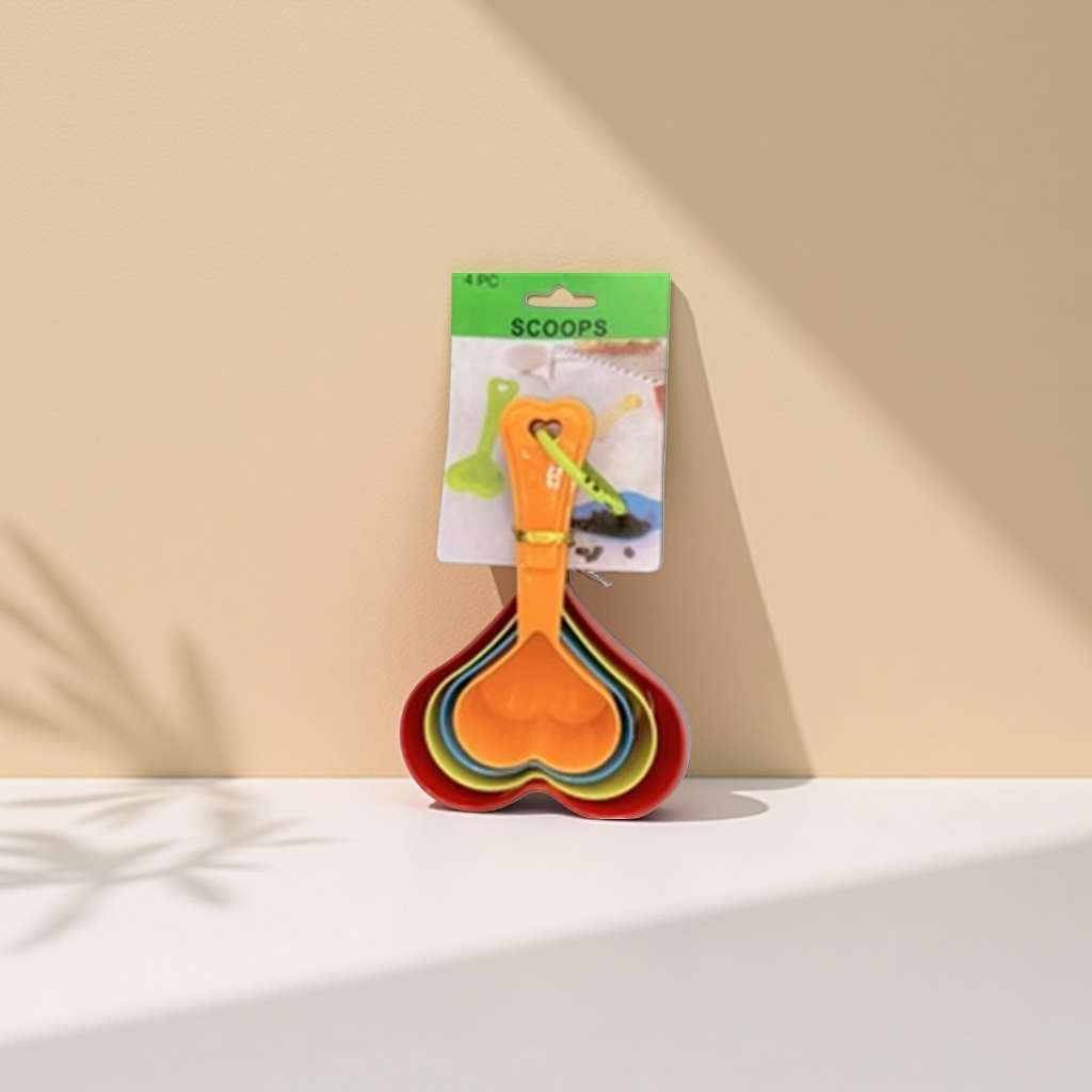 Colorful heart-shaped measuring spoon, a precise measuring tool for kitchen baking Application Scenario