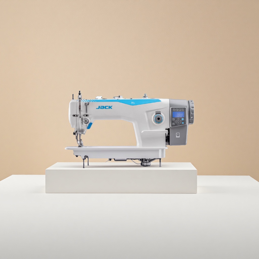 Industrial sewing machine with cast iron body and large rotary shuttle at 3000 revolutions per minute, specially designed for factory workshops Specification image