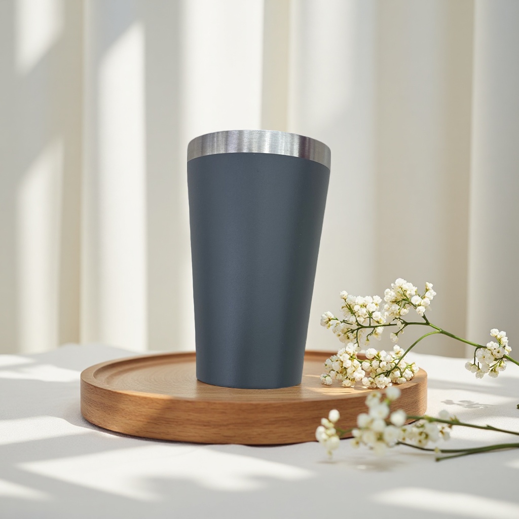 A portable and heat-insulating water cup with a thickened metal rim and anti-scald design Application Scenario