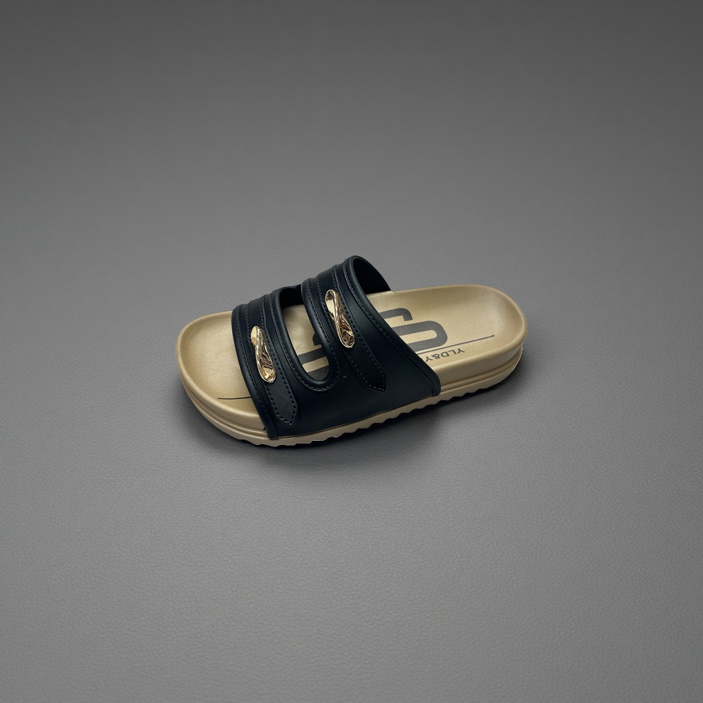 Black sandals are the main body of women's summer breathable and anti-slip flat casual shoes details Picture