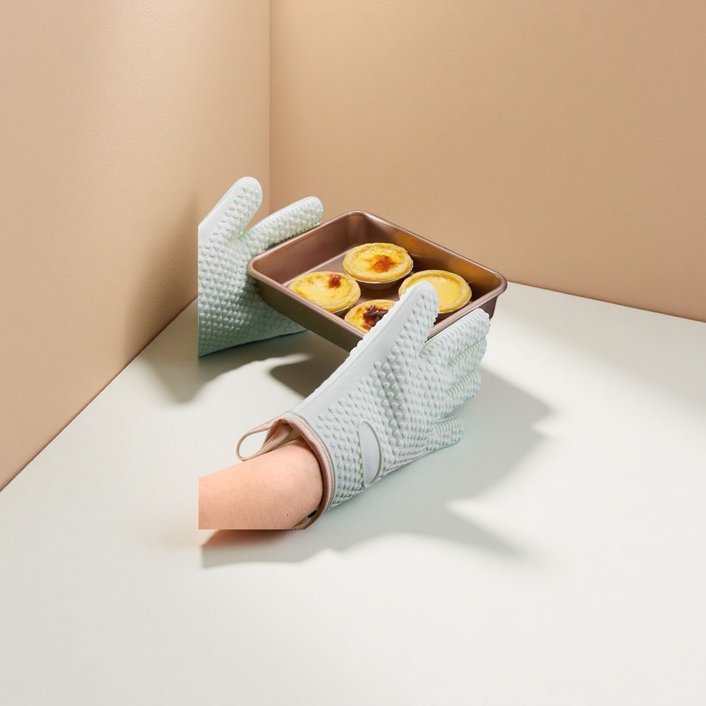 Thickened cotton high-temperature resistant heat-insulating gloves protect your hands, specially designed for kitchen baking