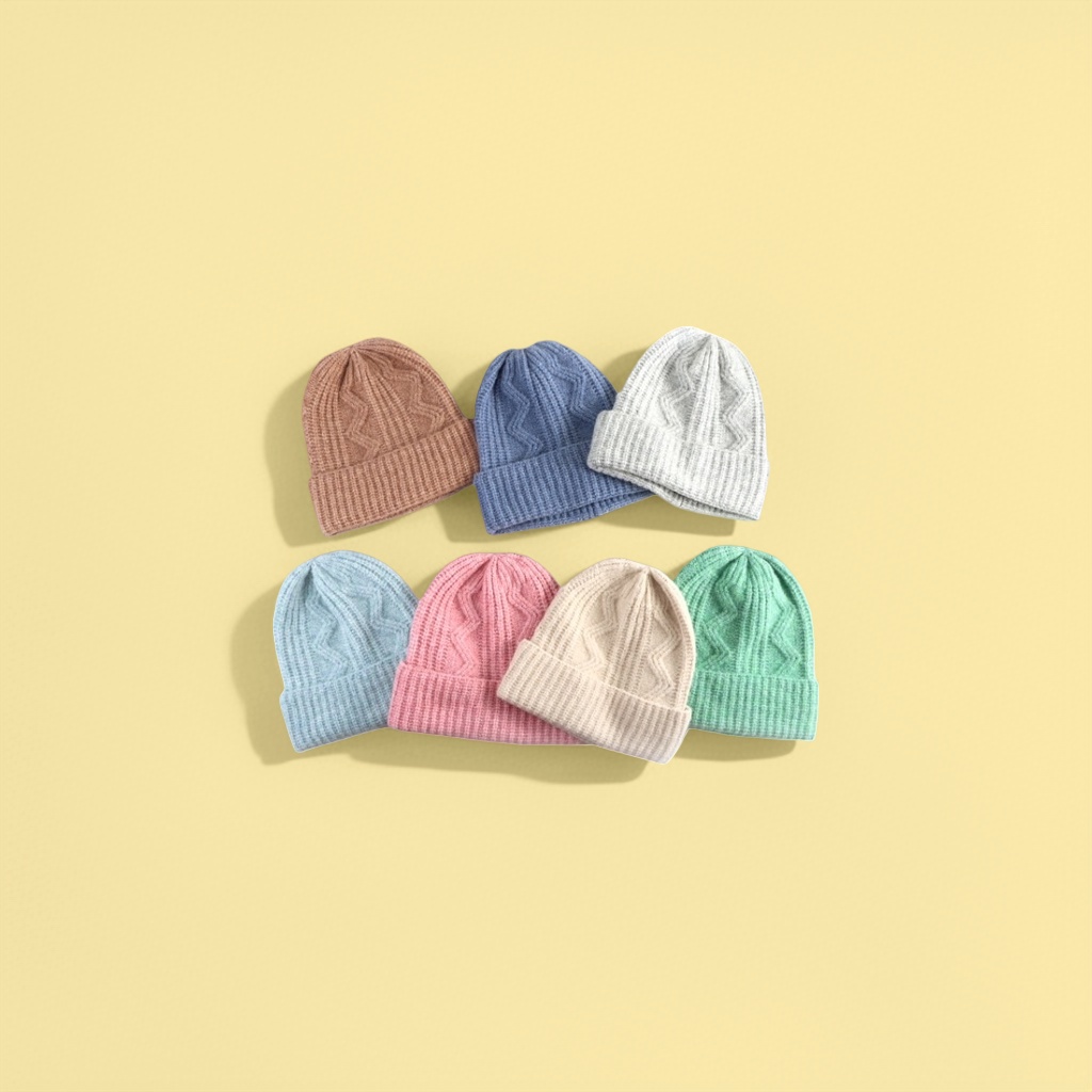This knitted cap is made of pure cotton blend, which is slimming, flattering to the face and small in size. It is perfect for daily commuting details Picture