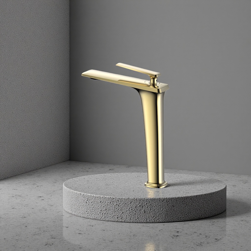 The golden all-copper kitchen faucet is a pull-out cold and hot water faucet that is resistant to scalding and durable Application Scenario