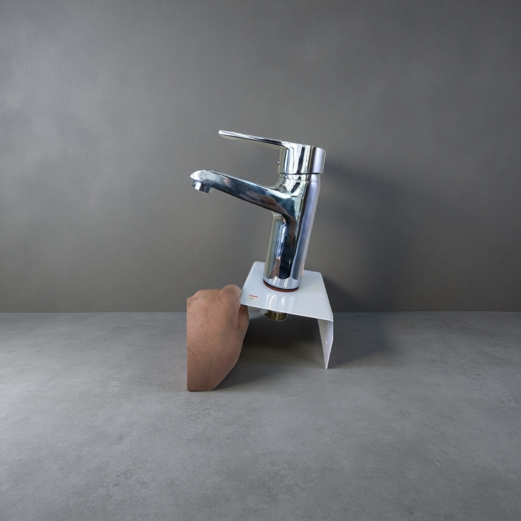 Copper bathroom faucet, constant-temperature anti-scald single-hole washbasin, adjustable for hot and cold Application Scenario