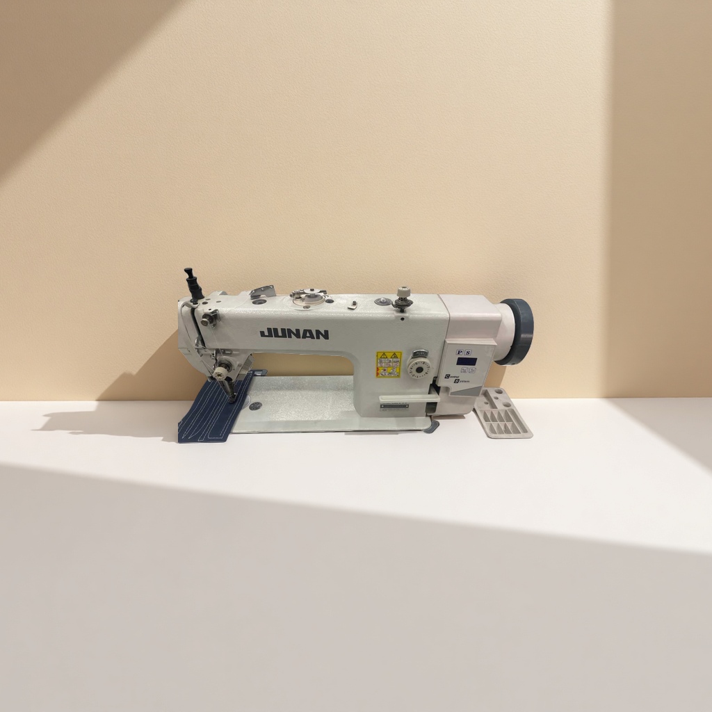 JUNAN household sewing machine, electric multi-functional sewing and embroidery all-in-one machine Application Scenario