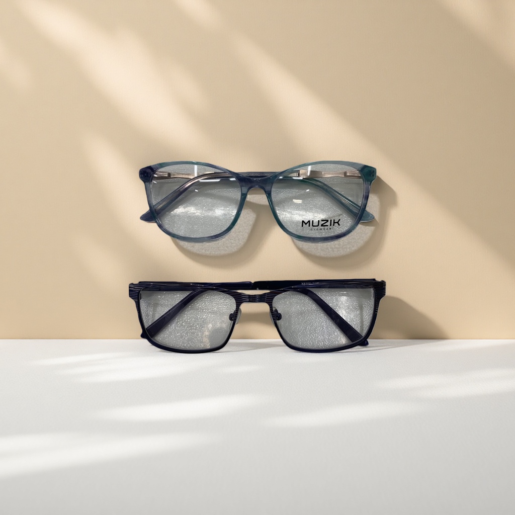 The titanium alloy ultra-light anti-allergy frame is suitable for myopia, hyperopia and astigmatism details Picture