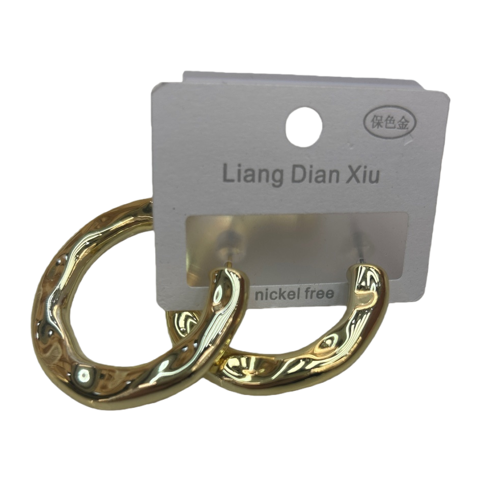 金色耳环+耳环白底实物图