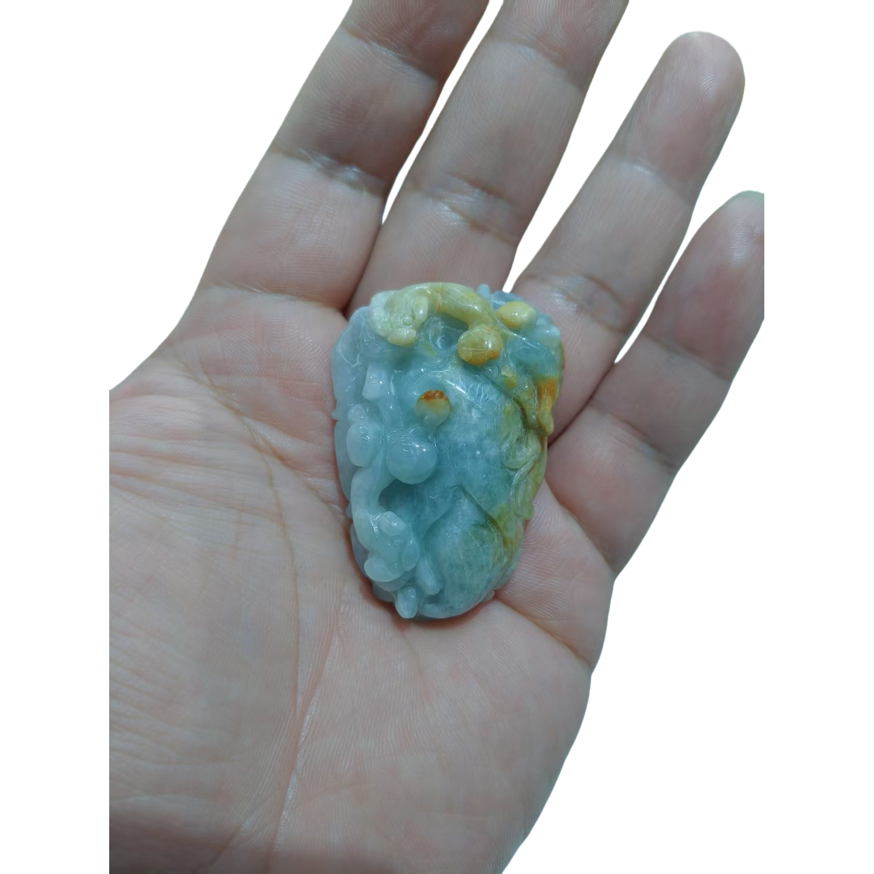 Natural jade carved grape-shaped jade pendant is suitable for both men and women Item Picture