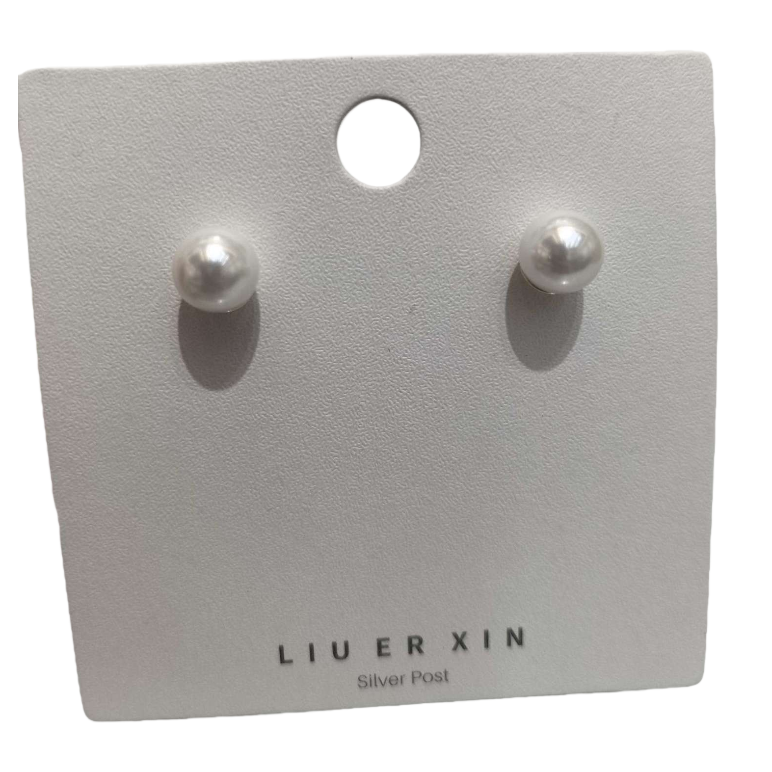 Pearl stud earrings are versatile for women. They are small, round and fresh water pearl earrings that prevent allergies Item Picture