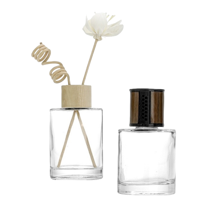 وكانت الزجاجات المالحة تحتوي على زهور من الخيزران لتزيين العطر في المنزل Item Picture
