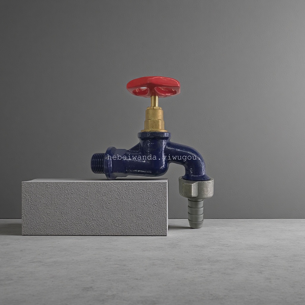 Stainless steel kitchen faucet with pull-out design for both hot and cold water and 360-degree rotation Application Scenario