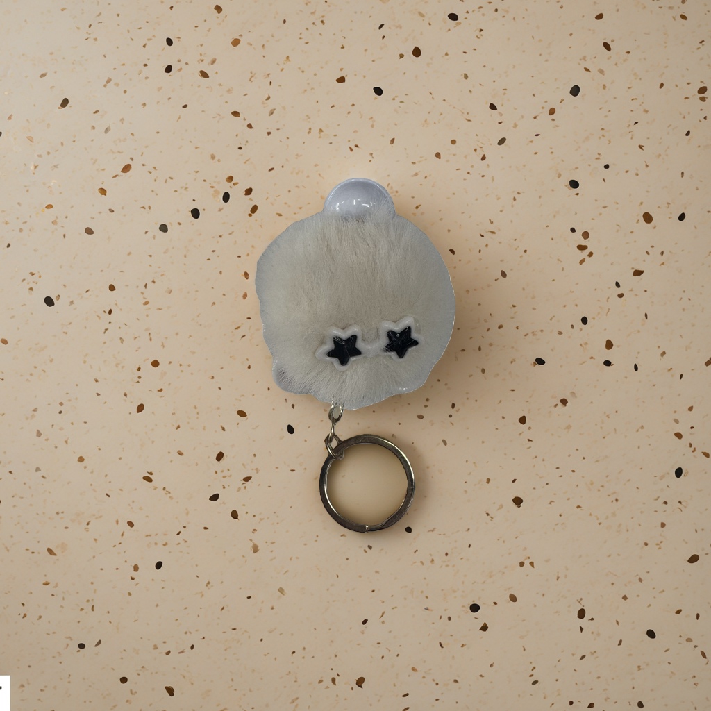 Plush keychain, cute cartoon pendant, car bag, bear and rabbit adorable pets Application Scenario