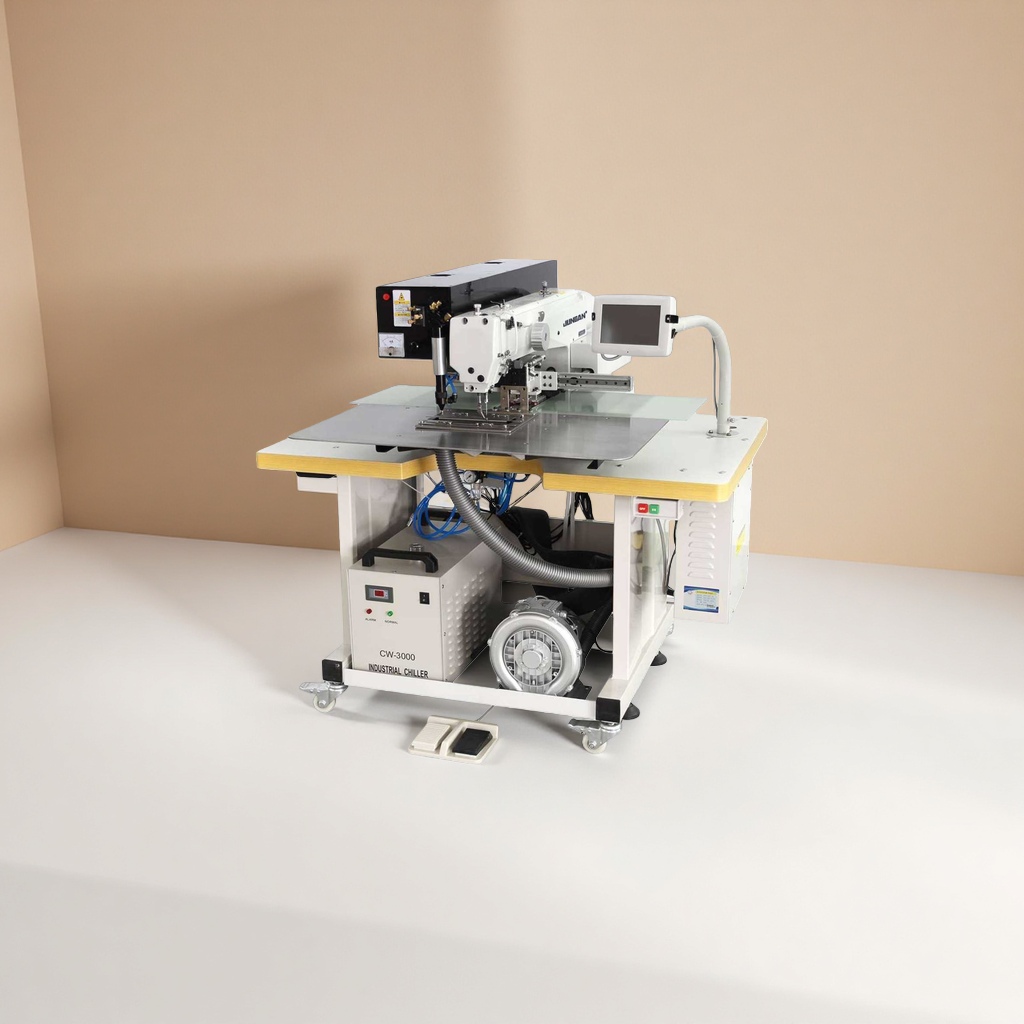 Metal body industrial-grade sewing machine, suitable for household fabric thickness and thickness, desktop, stable and silent Application Scenario