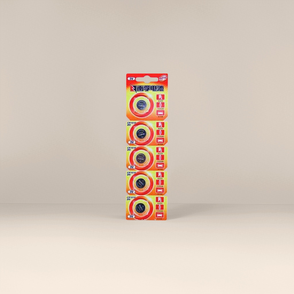 The Nanfu CR2032 3V lithium-manganese button battery is suitable for remote controls and calculators details Picture