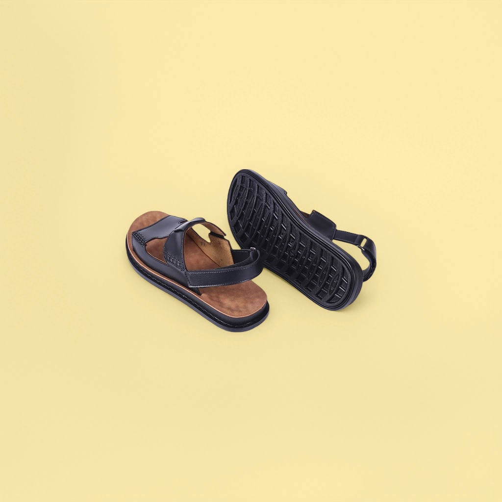 الصنادل السوداء من أجل النساء Item Picture