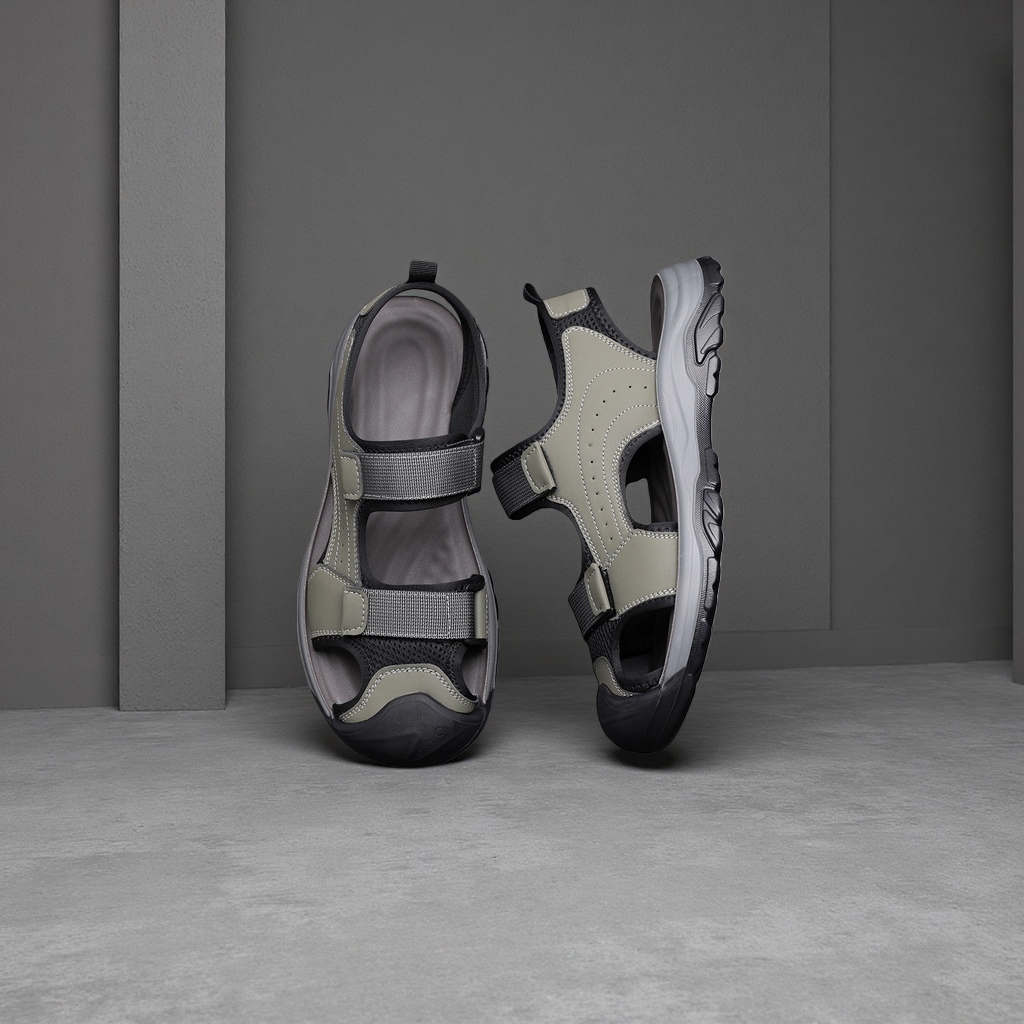 Summer breathable and casual men's sandals for men Application Scenario