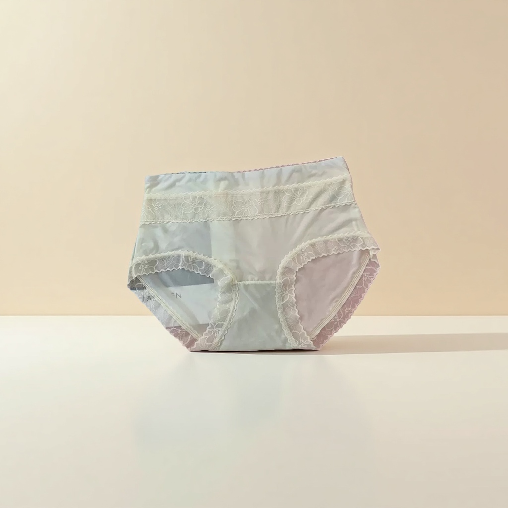 奶白+内裤产品图