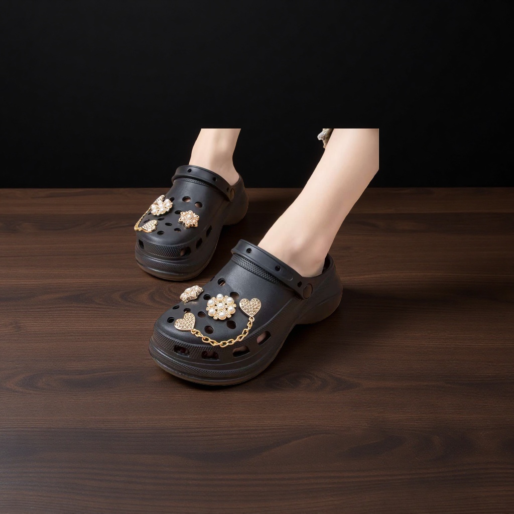 Black crocs, EVA lightweight thick-soled summer outdoor beach shoes Specification image