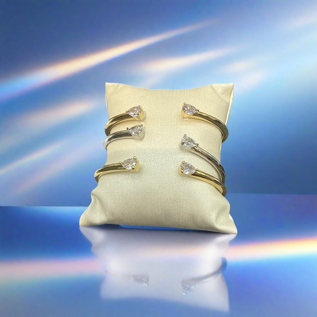 A 925 sterling silver anti-allergy jewelry bracelet for ladies, suitable for daily commuting