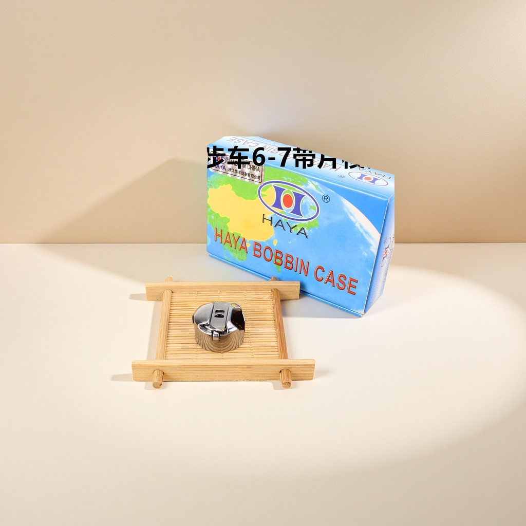 The shuttle case of Huayang Tongbu 6-7 sewing machine with shuttle case is compatible with various models details Picture
