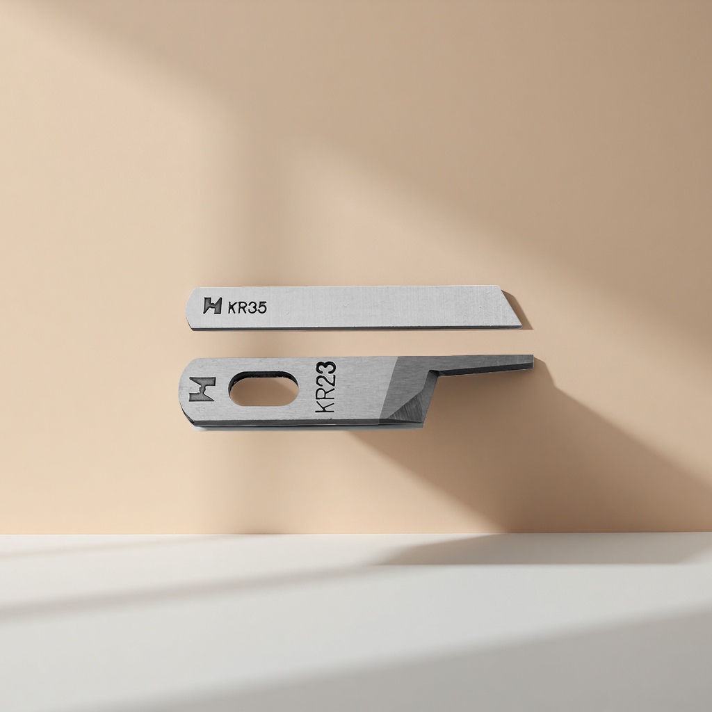 The KR35 and KR23 metal blades are compatible with a variety of razors and can replace safety blades details Picture
