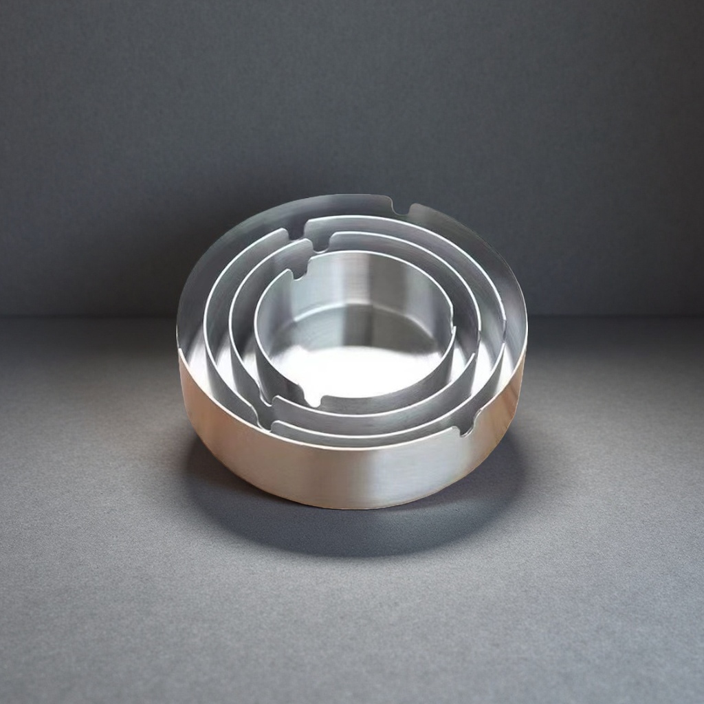 The nine-color round metal ashtray features red, brown, black, silver, gold, blue, rainbow, green and white versions with a top groove and round hole design Application Scenario