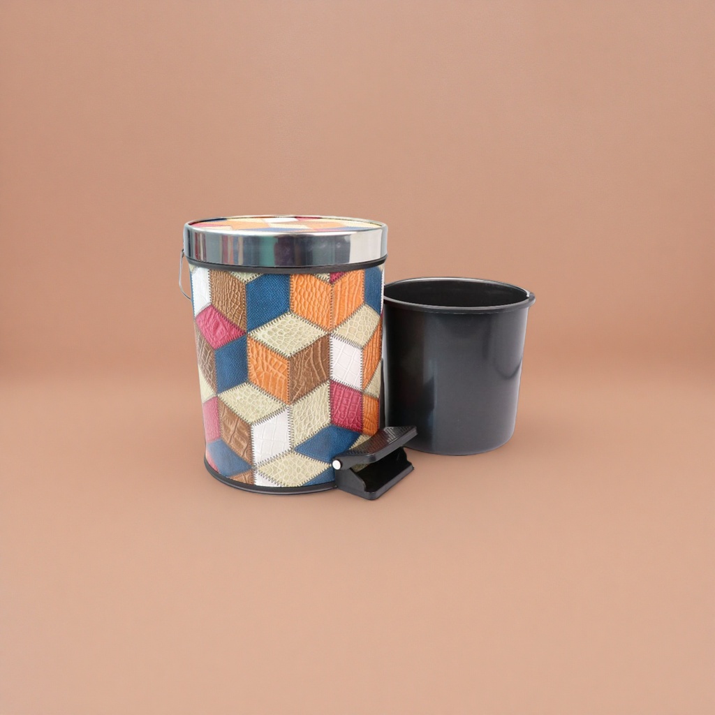 The main body of the color-spliced leather trash can is a simple and elegant household storage bucket for the living room and bedroom Application Scenario