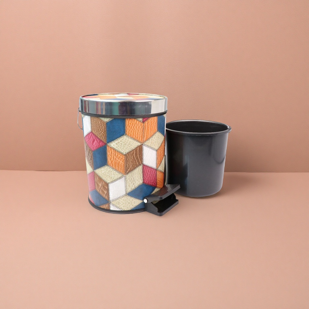 The main body of the color-spliced leather trash can is a simple and elegant household storage bucket for the living room and bedroom Specification image