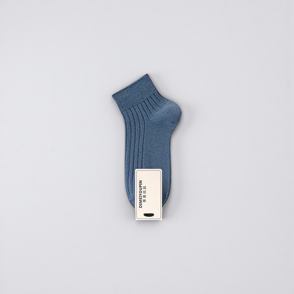 A pair of blue pure cotton mid-calf socks for both men and women Specification image