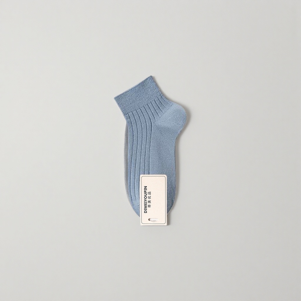 Light blue pure cotton short socks for both men and women, sweat-absorbing and breathable sports socks details Picture