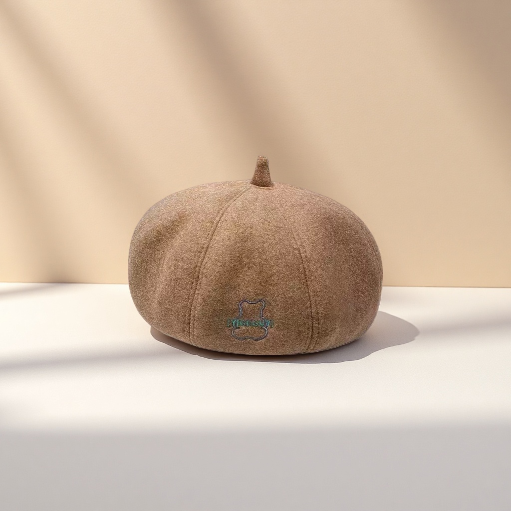Brown beret women's autumn and winter Korean-style retro tweed hat Application Scenario