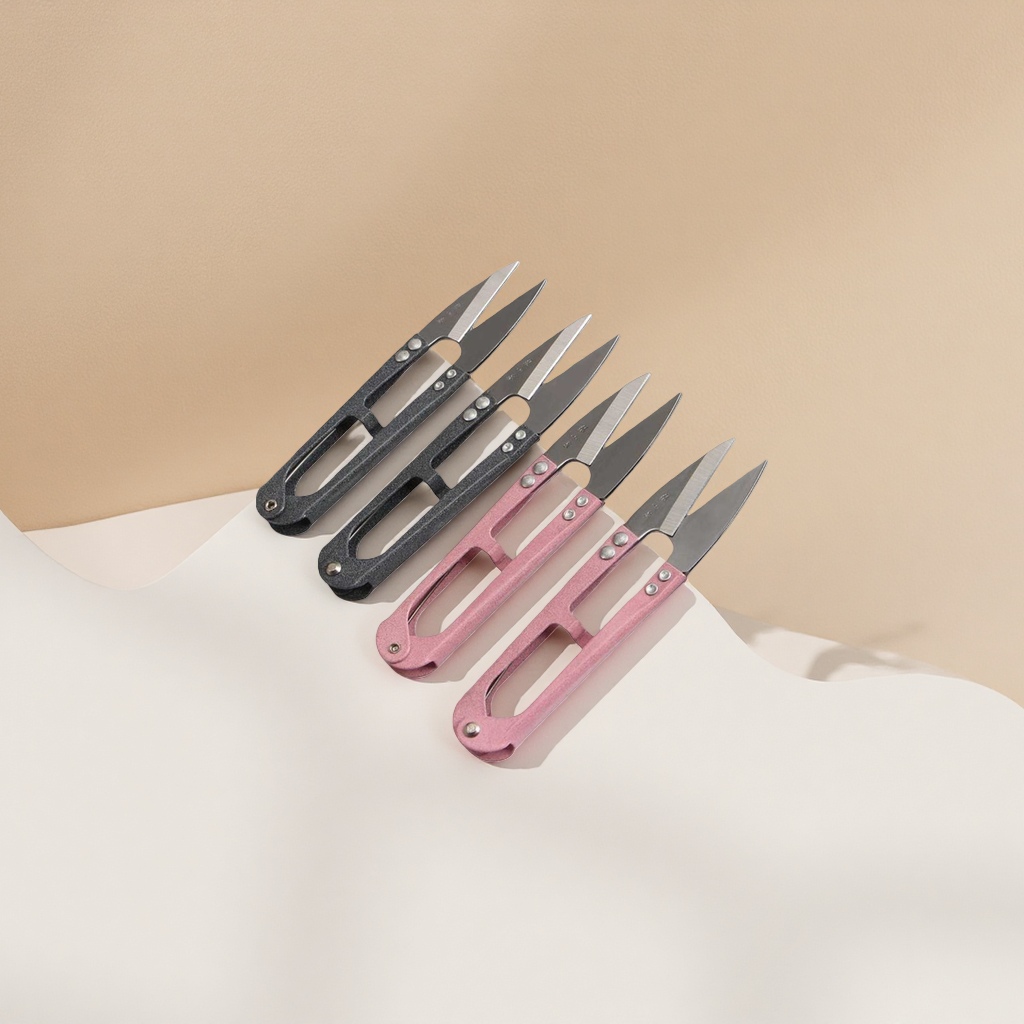Folding knife, a multi-functional outdoor portable stainless steel knife, is small, sharp and easy to carry around Specification image