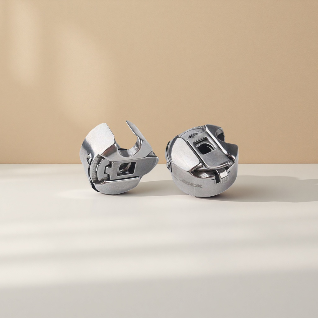 Metal computerized flat sewing machine shuttle shell shuttles are suitable for household and industrial sewing machine parts details Picture