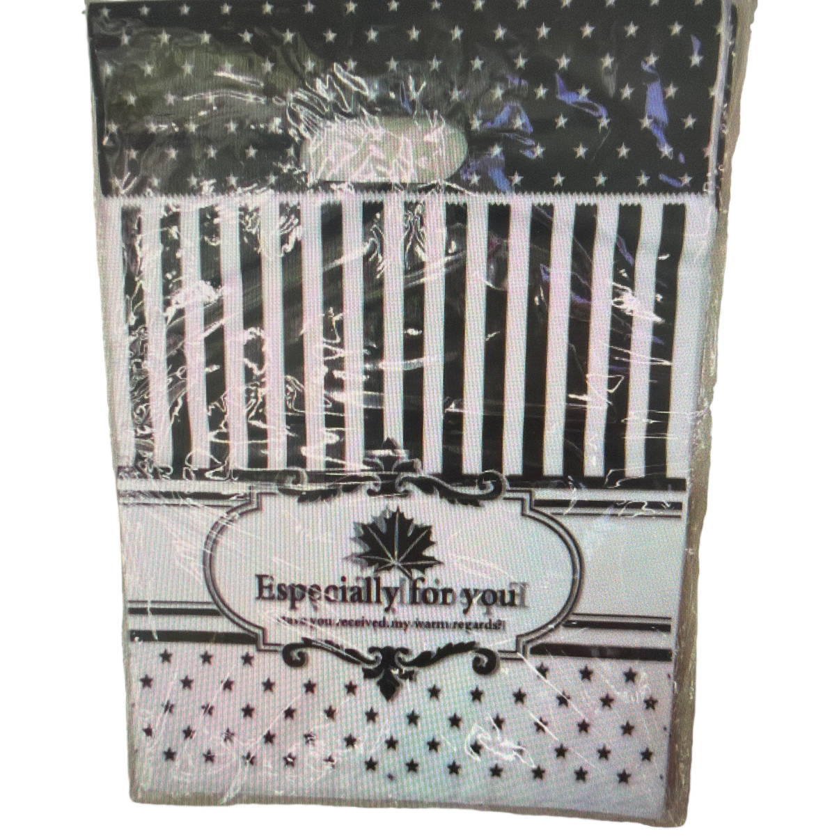 ينطبق الإيجاز الموضوعي للأكياس هدايا على العديد من المناسبات Item Picture