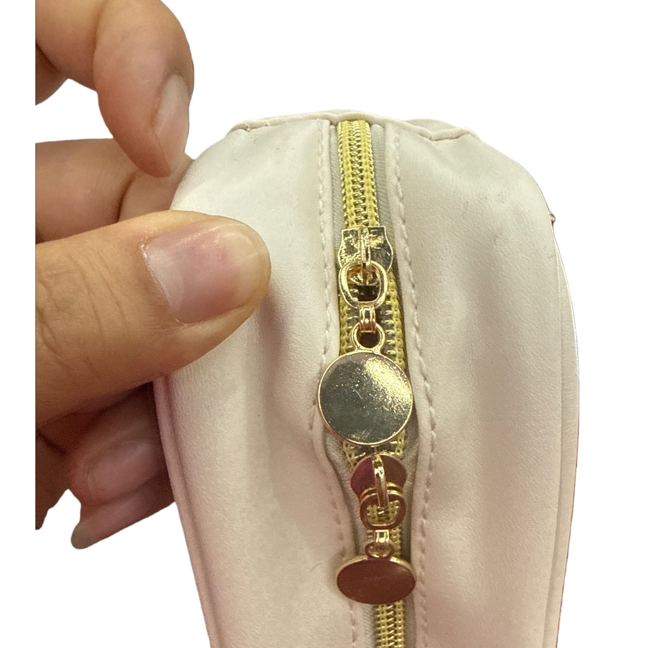 Beige zipper bag, large-capacity portable storage bag, dust-proof and water-proof zipper bag Item Picture