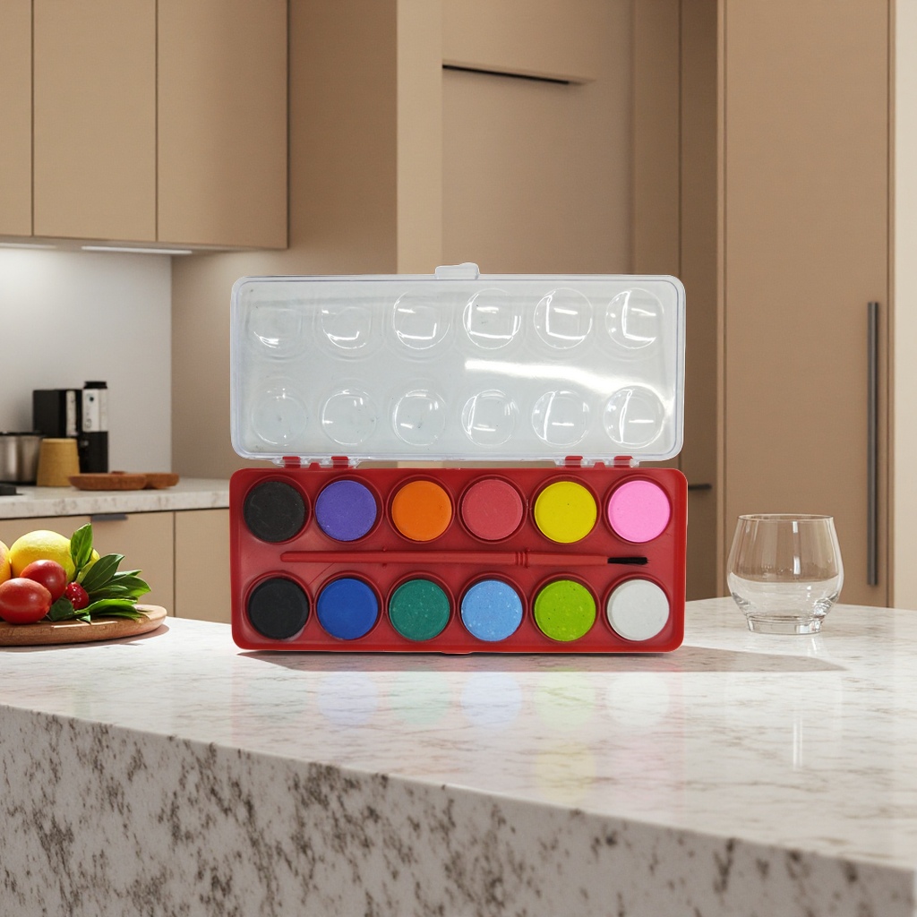 Thickened PP material watercolor palette, leak-proof 18-compartment portable color mixing tray for outdoor sketching Application Scenario