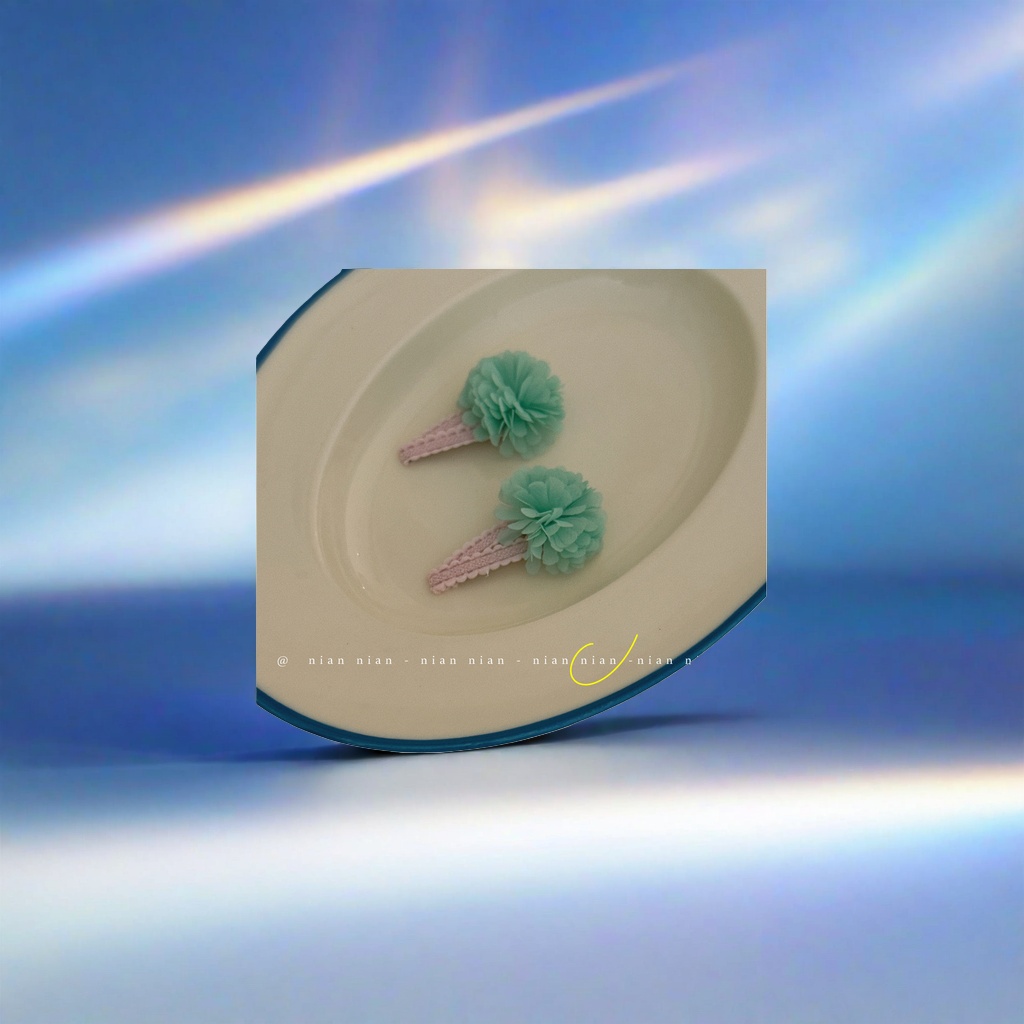 The light green flower hairpin and sweet forest-style headwear are suitable for both girls and adults The light green flower hairpin and sweet forest-style headwear are suitable for both girls and adults