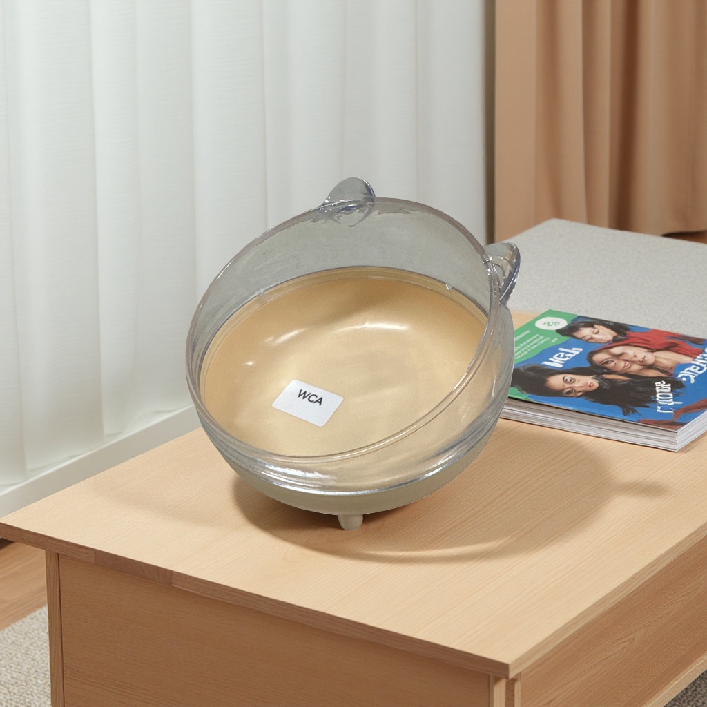 Portable sealed leak-proof storage bottle for transparent liquid containers Application Scenario