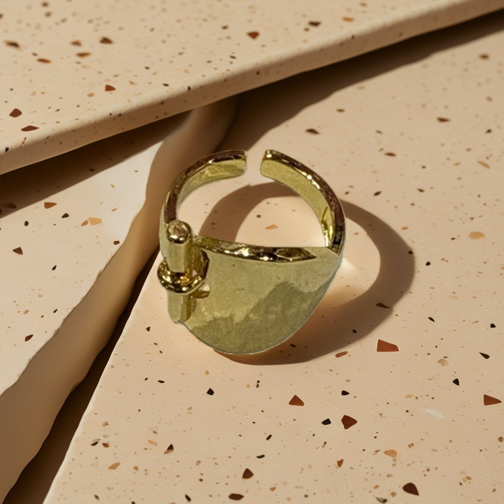 A simple and fashionable gold ring for ladies, with an 18K gold plating and a round plain ring Specification image