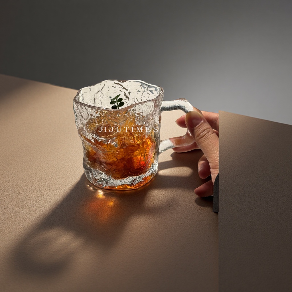 玻璃杯实物图