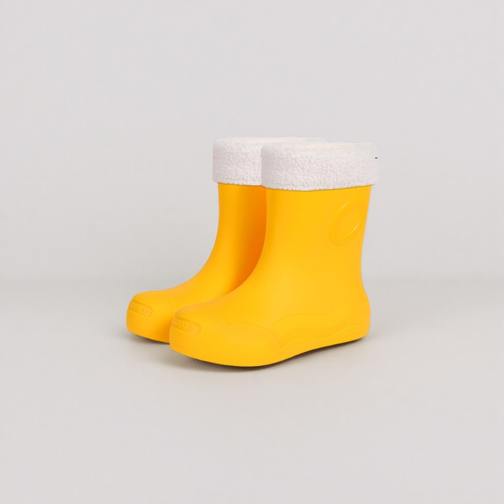 Yellow rain boots are waterproof and anti-slip. Women's rain boots are a must-have for rainy days Specification image