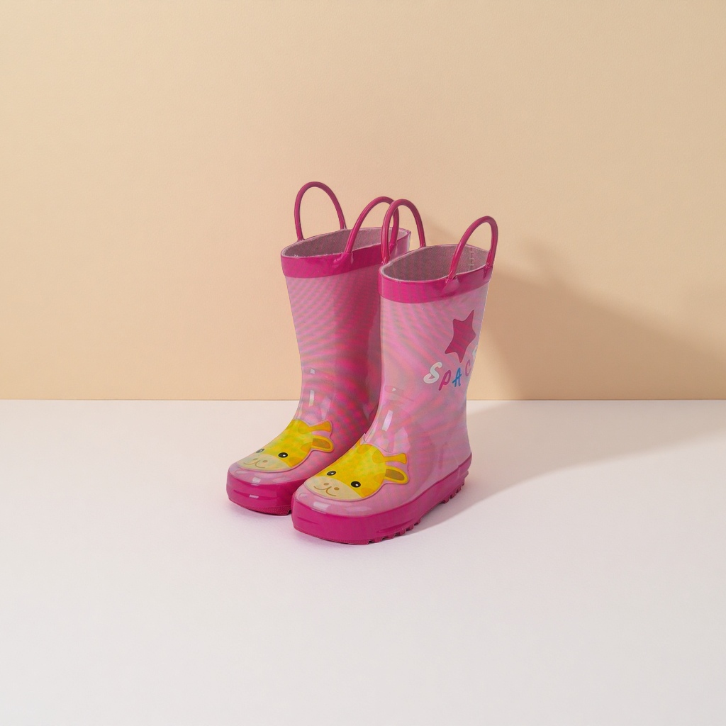 Pink children's rain boots, waterproof, anti-slip, thickened and warm outdoor shoes for rainy days Application Scenario