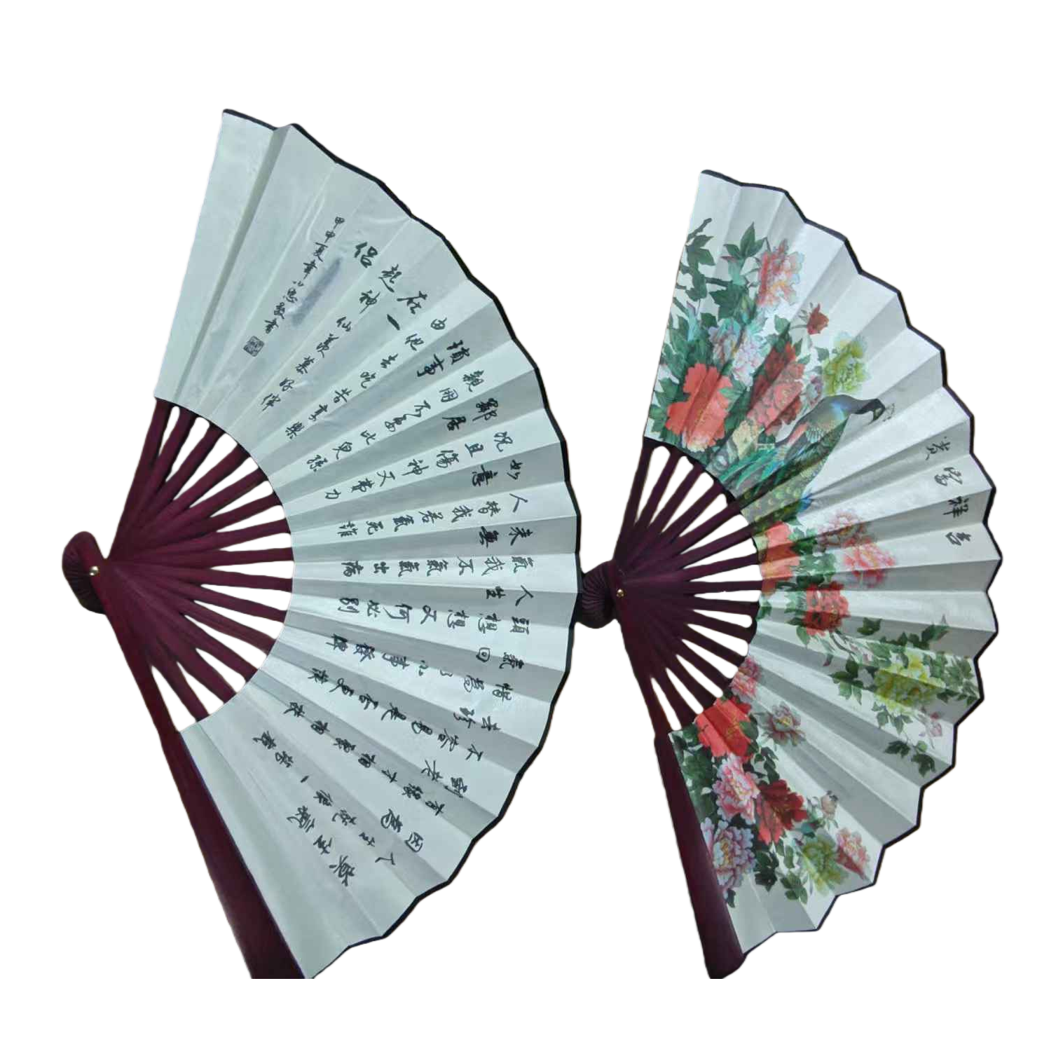 The traditional handcrafted bamboo folding fan is exquisite and portable, suitable for both men and women to cool off in summer Item Picture