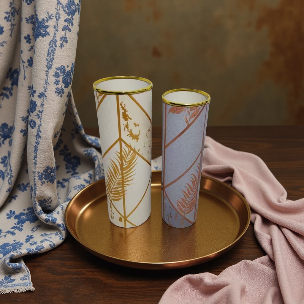 A 30cm tall Nordic-style ceramic decorative vase for flower arrangement at the entrance of the living room Application Scenario