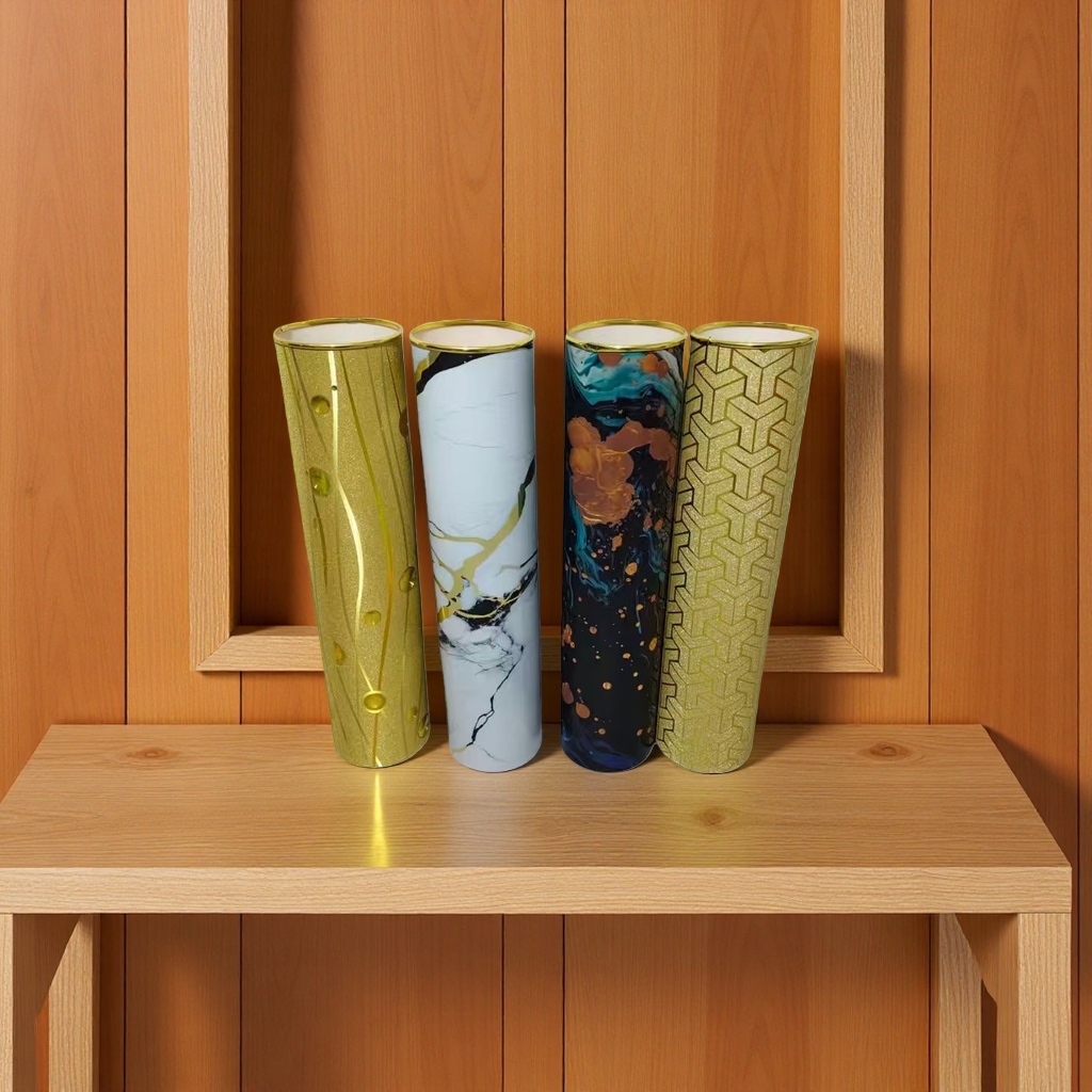 The decorative cylindrical vase is a simple and modern ceramic flower arrangement for the living room entrance hall