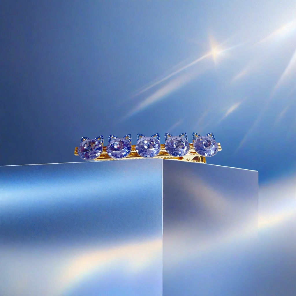 Blue gemstone cat ear hairpin, made of shiny alloy, suitable for both girls and adults details Picture
