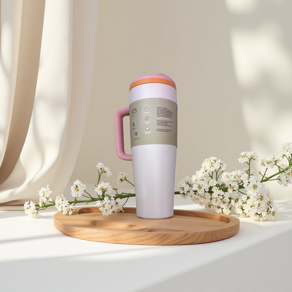 Titanium metal insulated cup, large-capacity outdoor water cup for both men and women, daily necessities cup Application Scenario