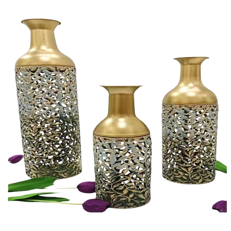 Golden hollowed-out vase for living room decoration, ceramic vase, high-end home flower vase Item Picture