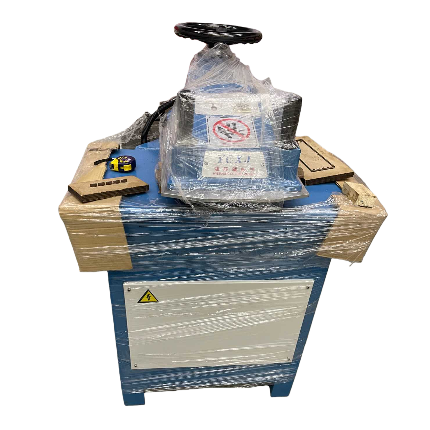 The hydraulic cutting machine is fully automatic, highly efficient and energy-saving, and of industrial grade Item Picture